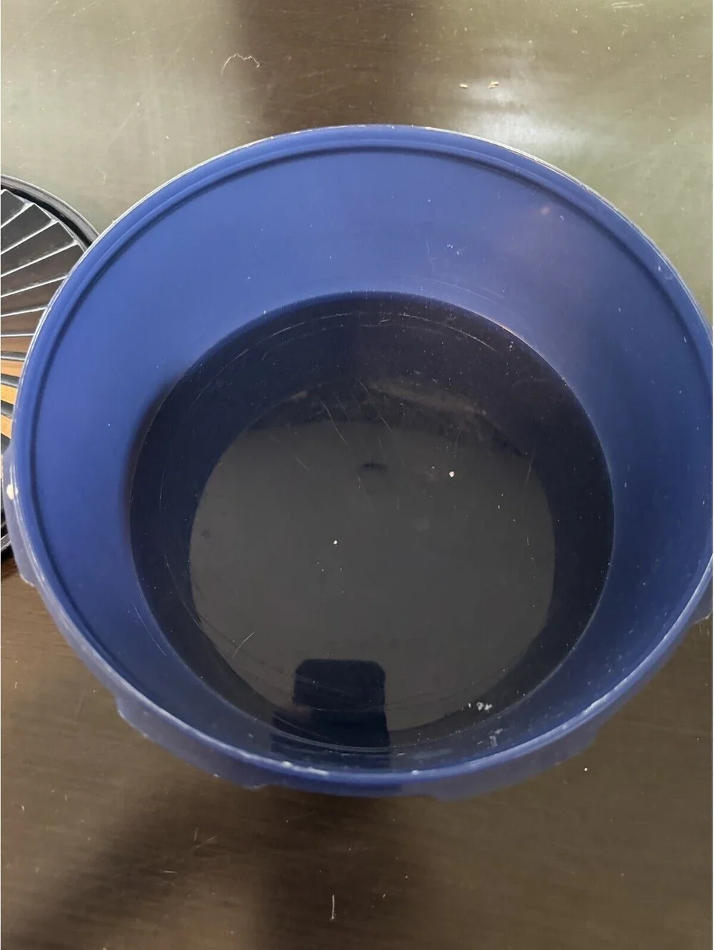 Tupperware SERVALIER STACKING COOKIE/SNACK CANISTER Dark Blue ~ 7.5 Cups